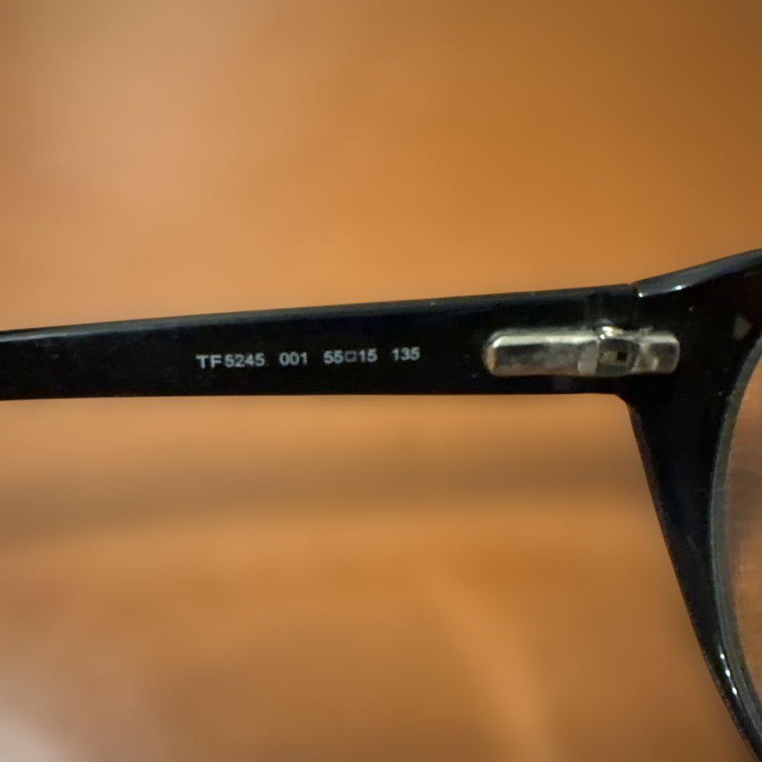 TOM FORD ブラックオーバーサイズラウンドメガネ