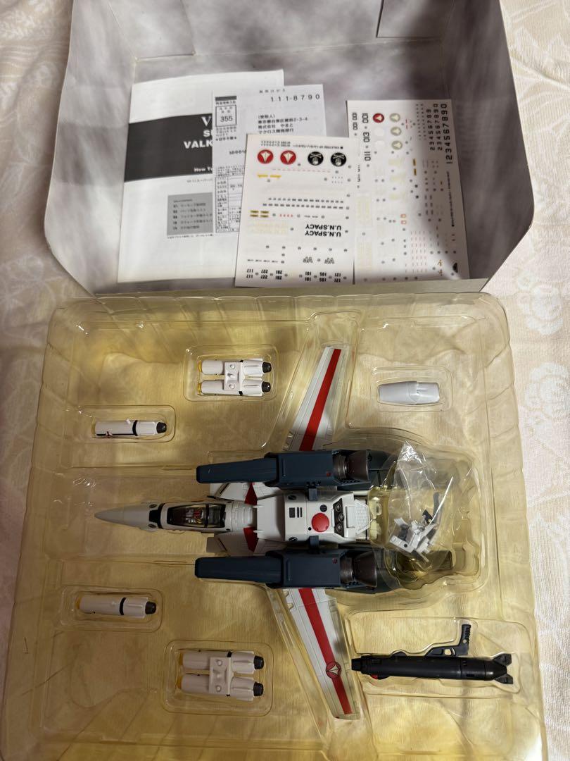 YAMATO やまと 時空要塞マクロス VF-1J スーパー バルキリー