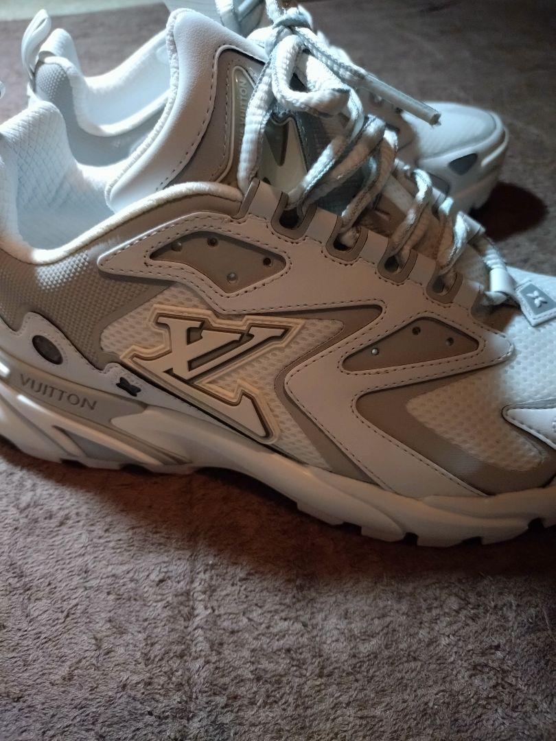Louis vuitton タティックライン スニーカー サイズ5.5
