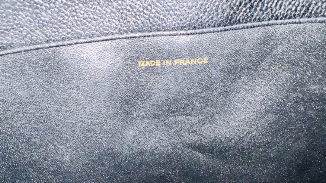 CHANEL： ココマーク チェーンショルダー トートバッグ ラムスキン