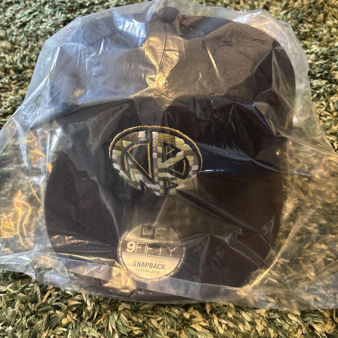 新品 NEWERA × キン肉マン KINマーク モザイクカモ