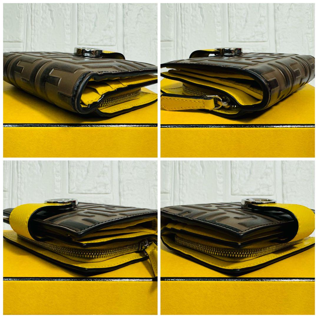 ✨人気✨ FENDI エフイズフェンディ 二つ折り財布 ズッカ エンボス 楽天市場】【未使用品】【財布】FENDI フェンディ エフ イズ