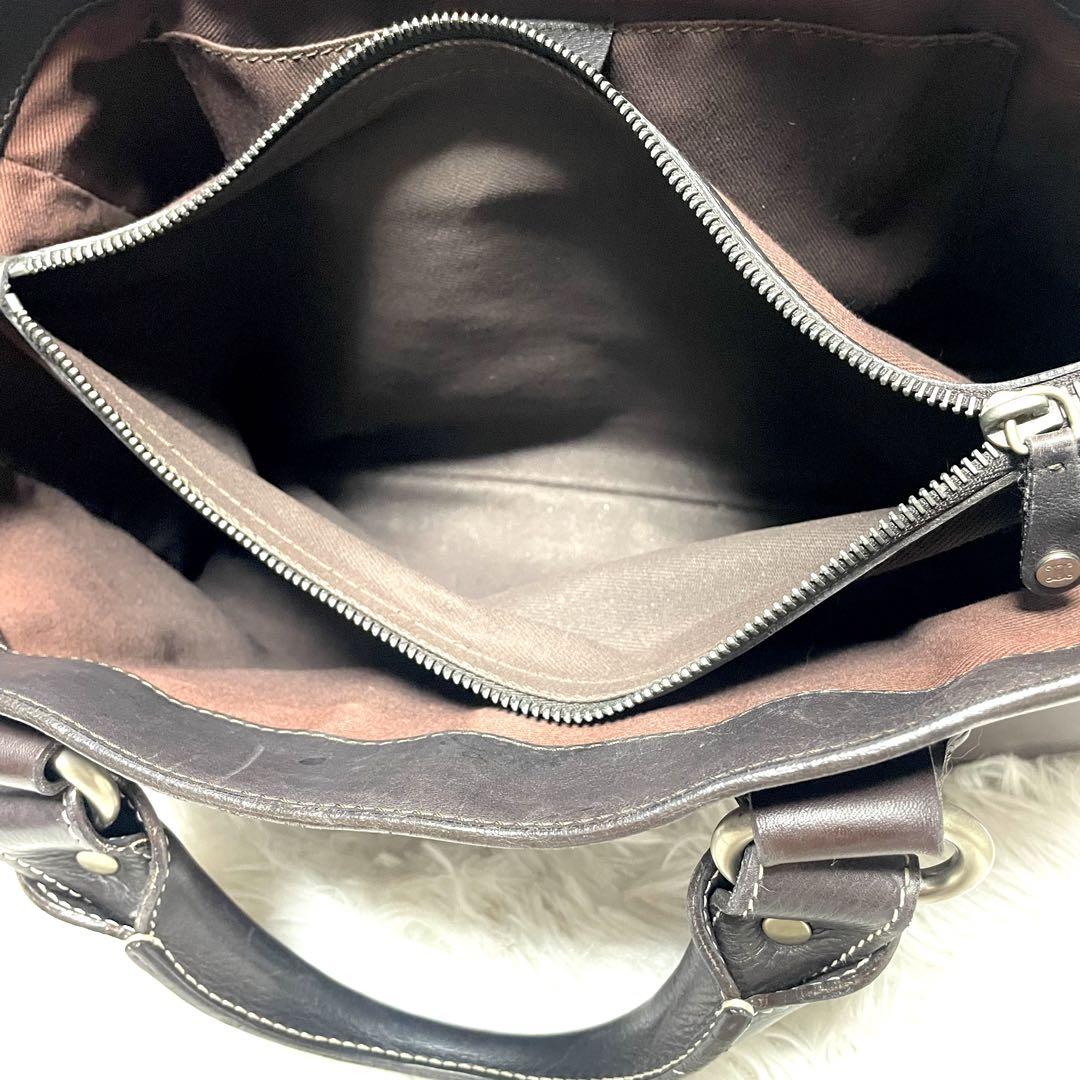 美品✨️CELINE ブギーバッグ ハンドバッグ レザー ブラック トリオンフ 極美品✨セリーヌ ブギーバッグ ハンドバッグ レザー シボ革