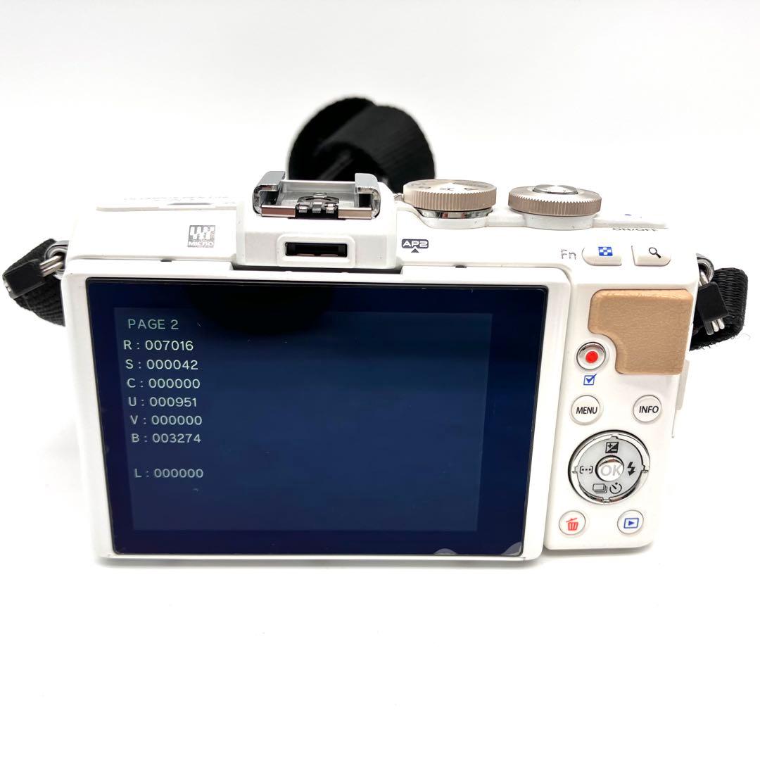 OLYMPUS E-PL7 望遠ダブルレンズセット OLYMPUS E-PL7 望遠ダブルレンズセット