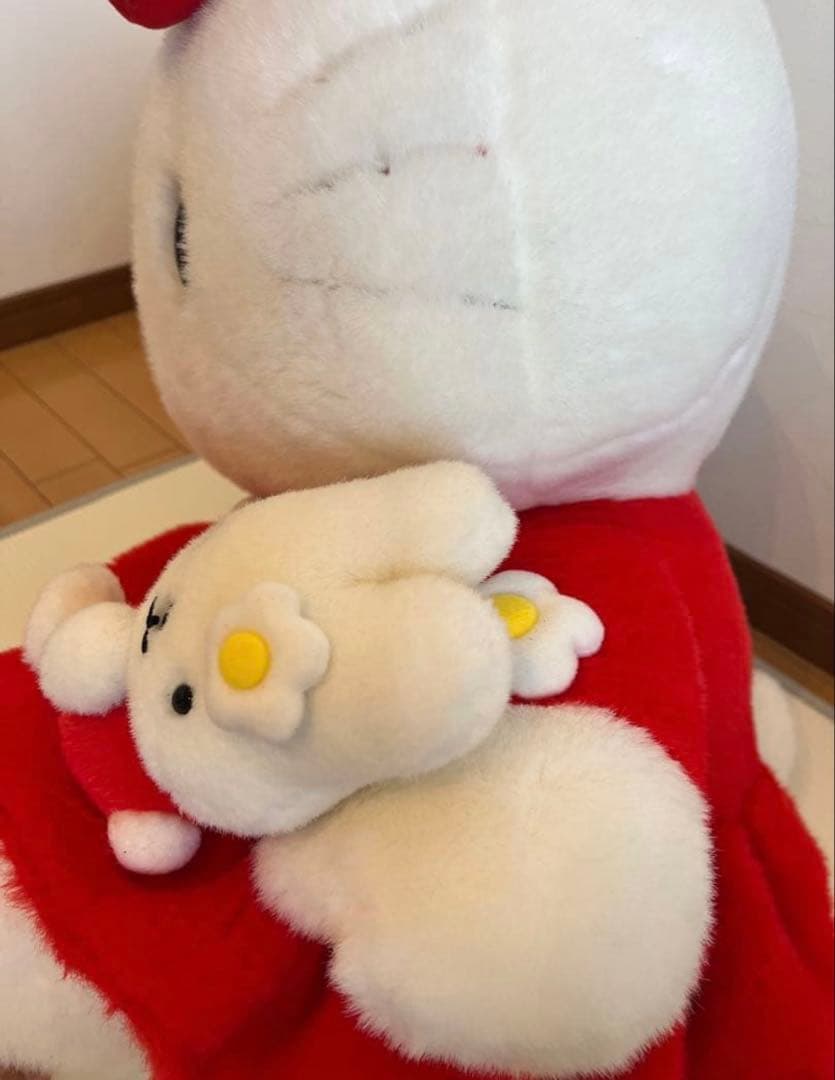 【美品】【希少】ハローキティ ぬいぐるみ 大 特大 花柄ドレス レトロ 限定 【美品】【希少】ハローキティ ぬいぐるみ 大 特大 花柄ドレス レトロ 限定