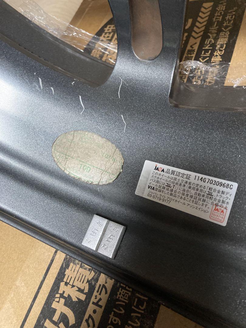 エンケイ　enkei pf05 1本のみ　廃盤のガンメタ？15 5J 45