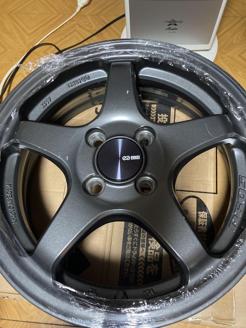 エンケイ　enkei pf05 1本のみ　廃盤のガンメタ？15 5J 45