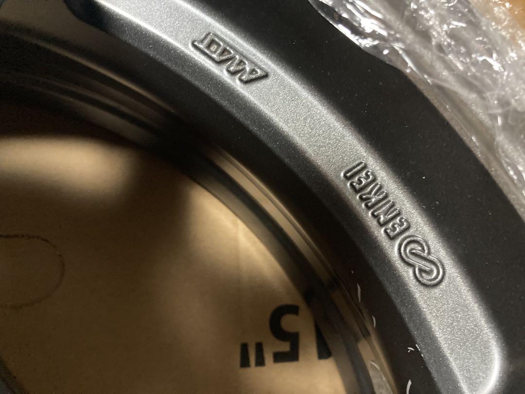 エンケイ　enkei pf05 1本のみ　廃盤のガンメタ？15 5J 45