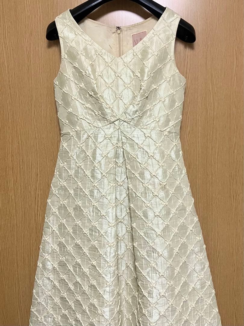 美品　シビラ　ジャケット　ワンピース　スーツ　セットアップ　刺繍　M