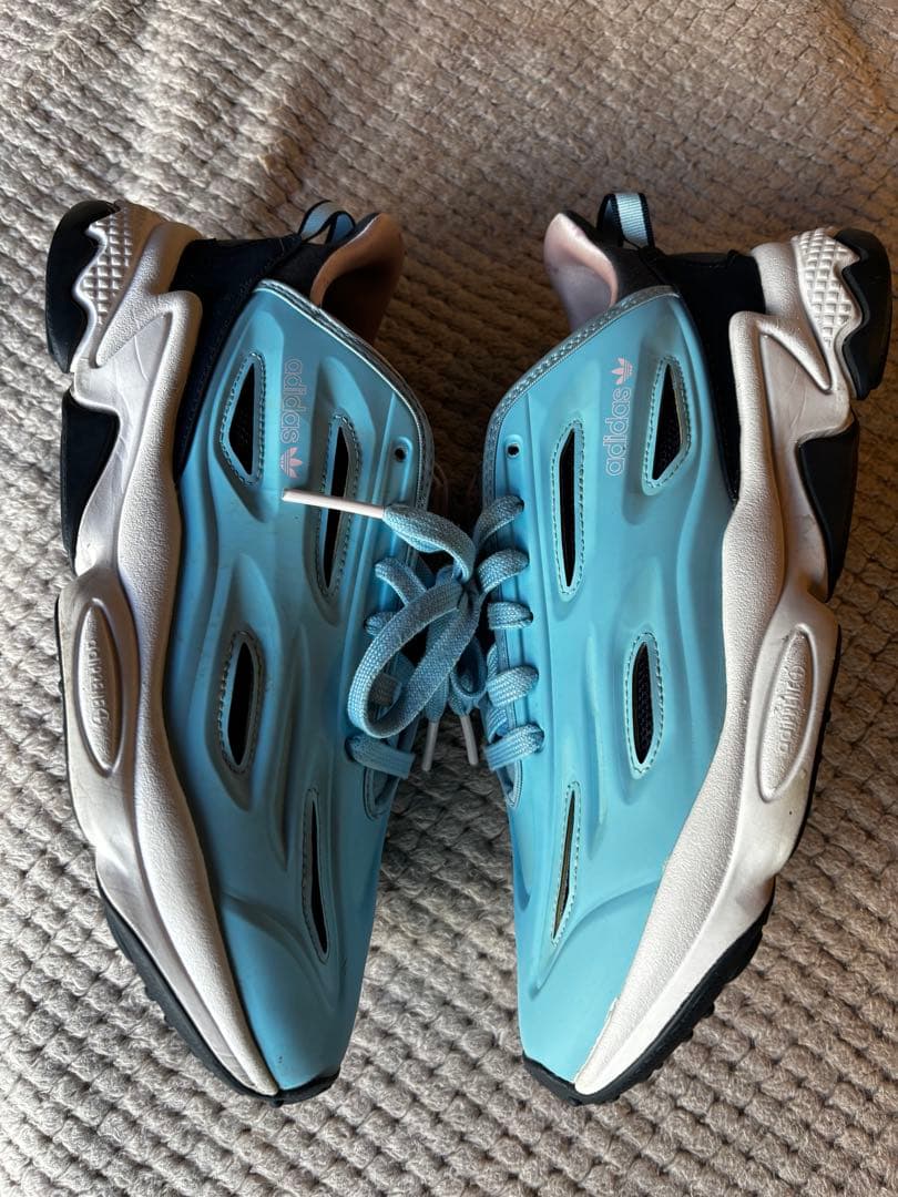 ARSENAL × ADIDAS OZWEEGO CELOX COLLEGE ARSENAL × ADIDAS OZWEEGO CELOX COLLEGE