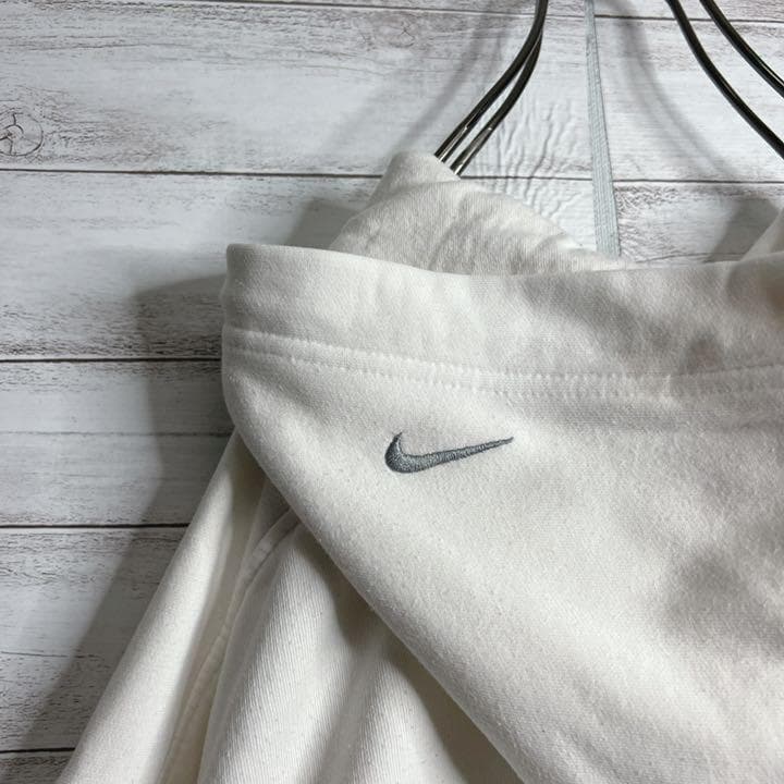 【入手困難!!】ナイキ ✈︎刺繍ロゴ アーチロゴ ゆるだぼ 裏起毛 パーカー