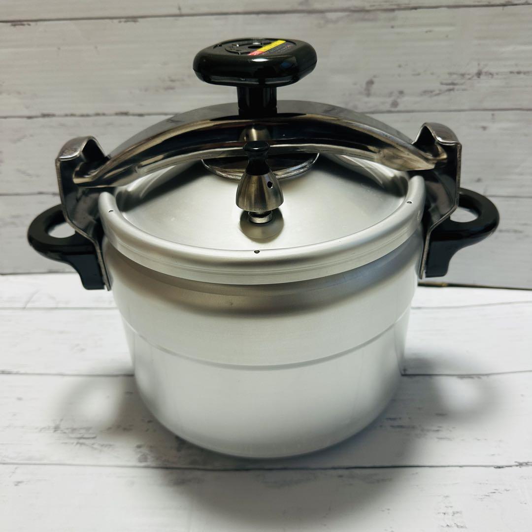 安価キッチン・日用品・その他 - 未使用品 理研 圧力鍋 K-60 1升炊