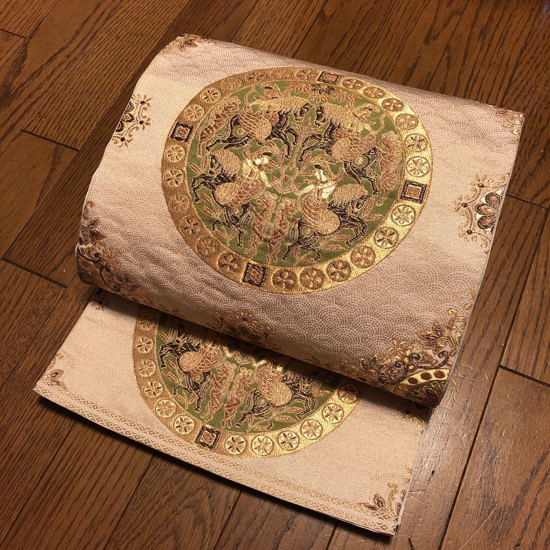 六通柄袋帯　正絹　美品　流鏑馬