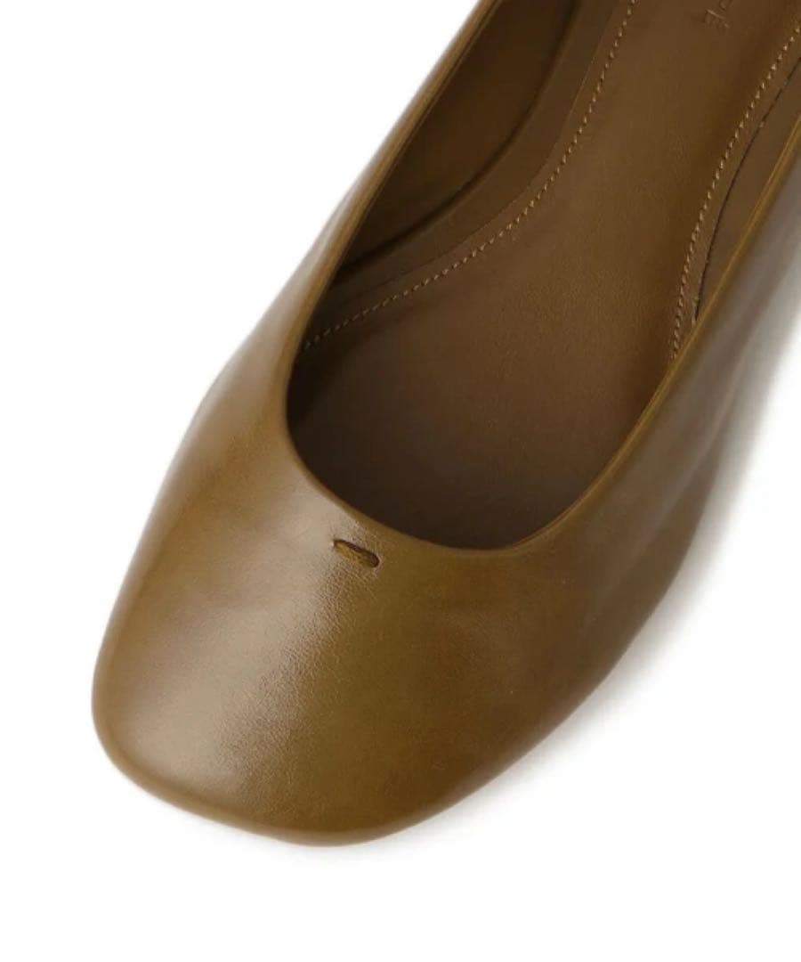 アダムエロペ - ラウンドフラットシューズ ブラウン 23.5cm 新品箱付き アダムエロペ - ラウンドフラットシューズ ブラウン 23.5cm 新品箱付き