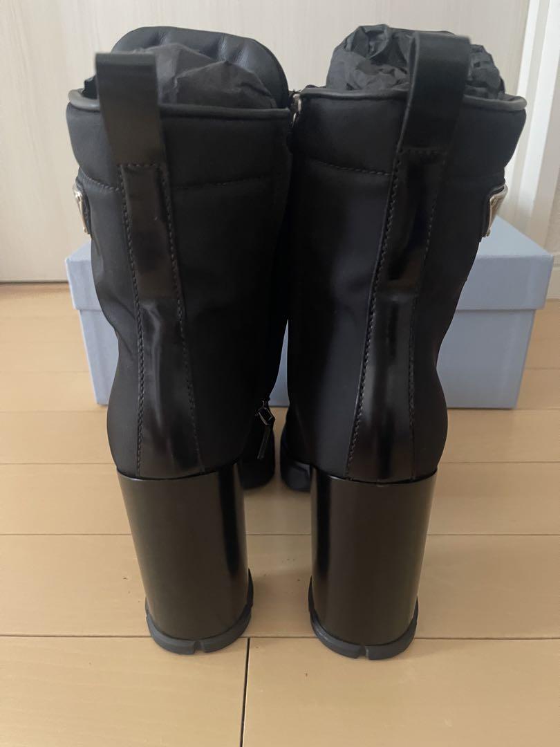 PRADA - PRADA レースアップブーティの通販 by fami's shop