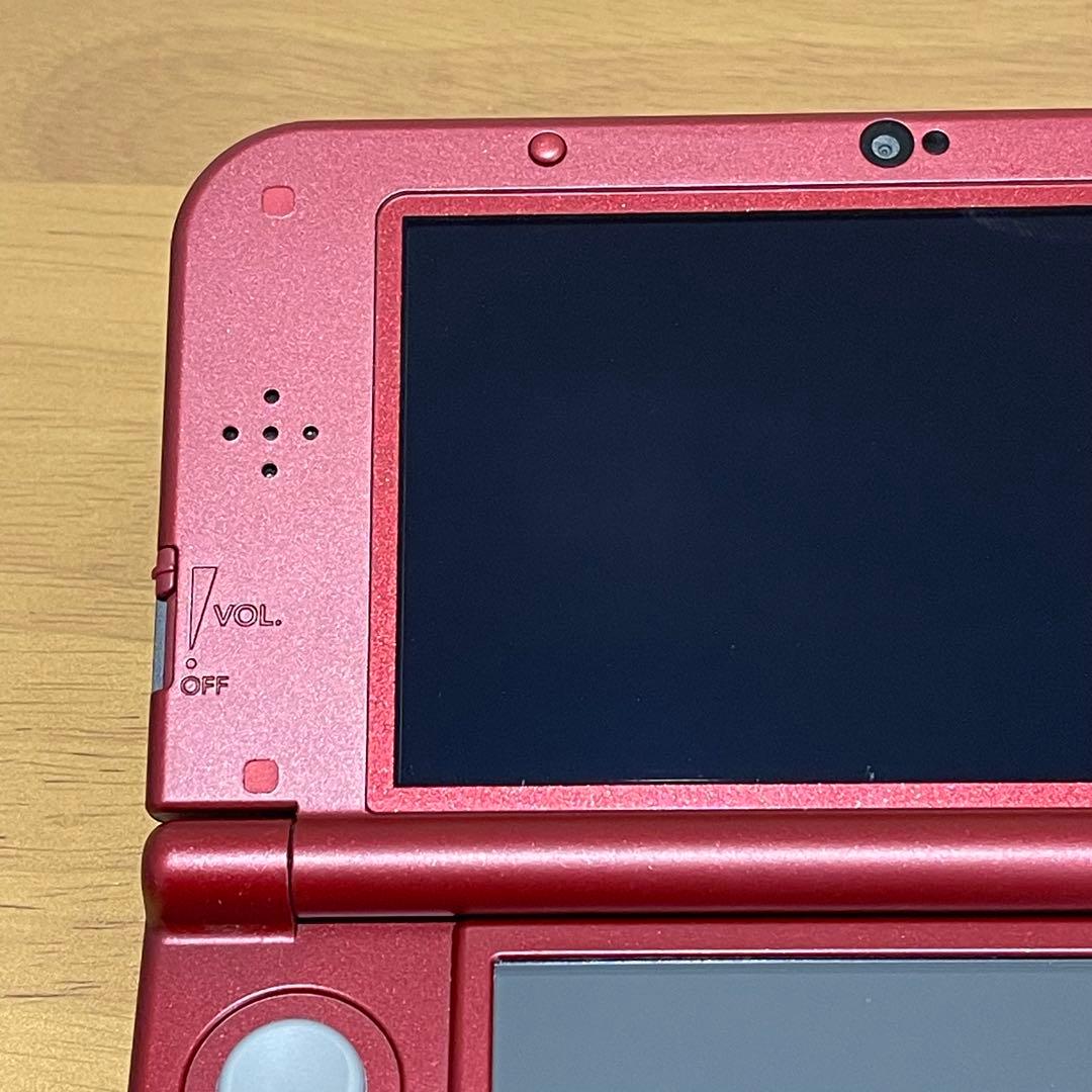 メタリックレッド