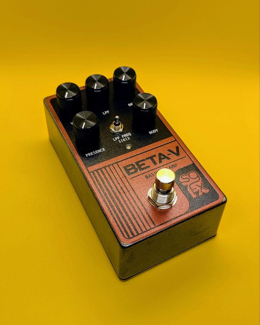 SolidGoldFX BETA-V ベースプリアンプ