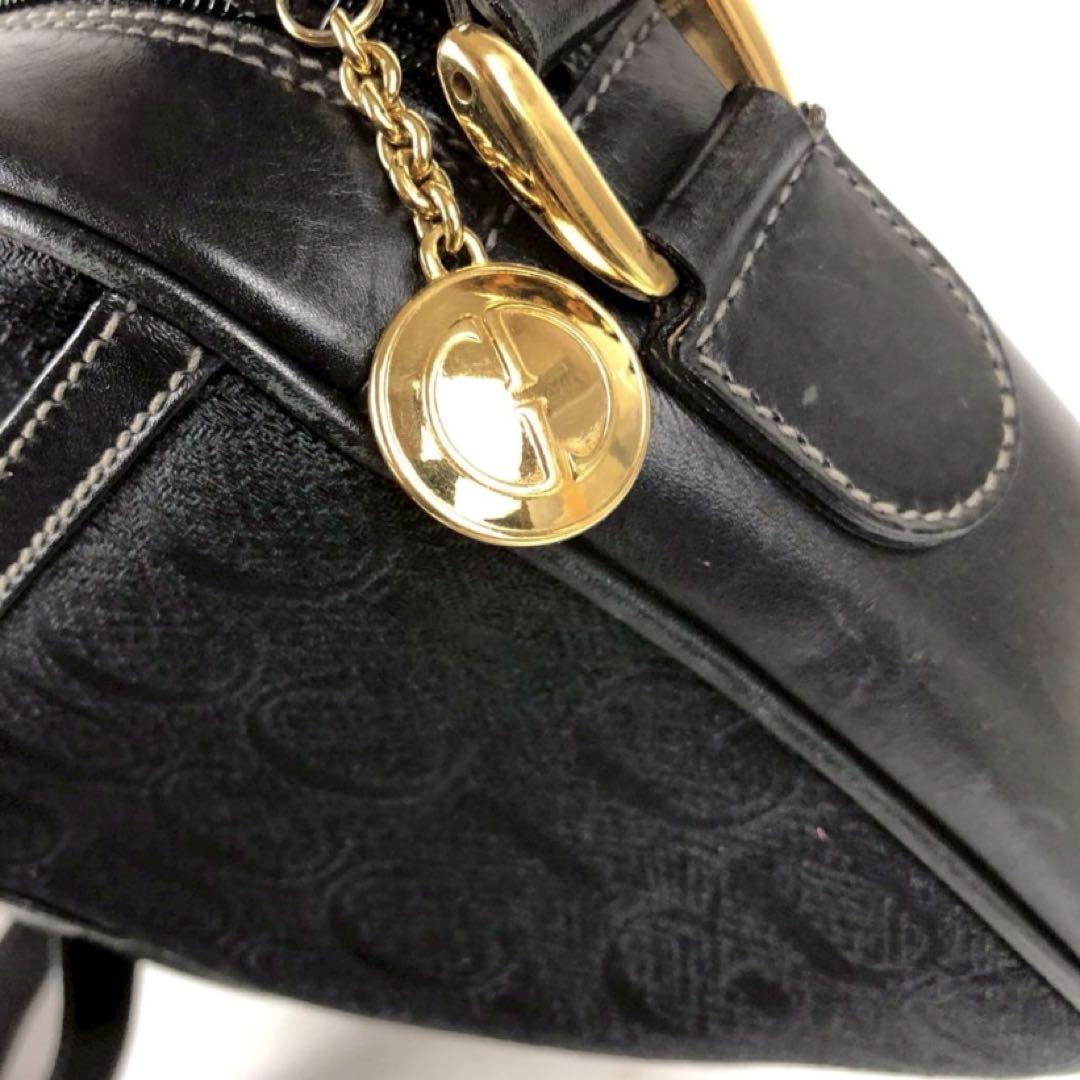 GUCCI グッチ ロゴ柄 ショルダーバッグ ブラック レディース ブランド