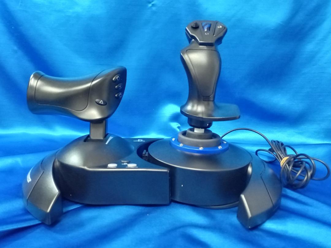スラストマスター THRUSTMASTER T Fight Hotas 4