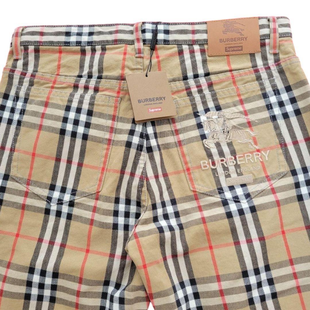 未使用品　シュプリームバーバリーレギュラージーンズ 30インチ☆