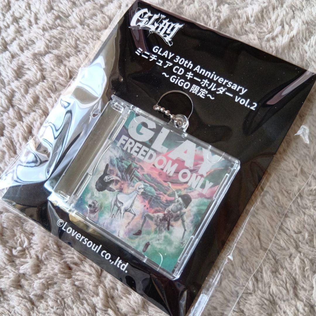GLAY GiGO限定 CDキーホルダー vol.2 - メルカリ