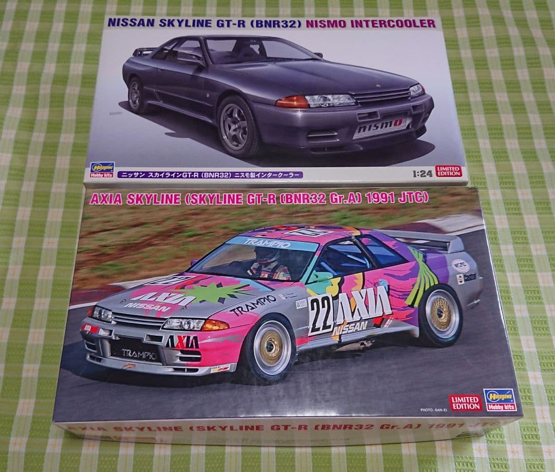 数量限定!特売 ☆1/24☆カープラモデル☆2個セット☆№⑦☆ ミニカー