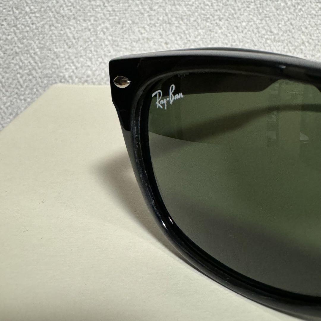 Ray-Ban ニューウェイファーラー RB2132F