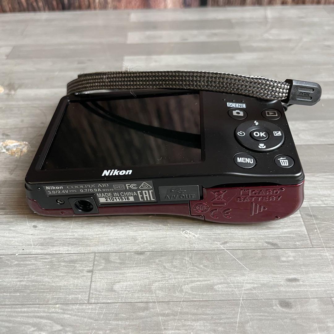 ニコン Nikon COOLPIX A10 レッド 乾電池式 デジタルカメラ 赤