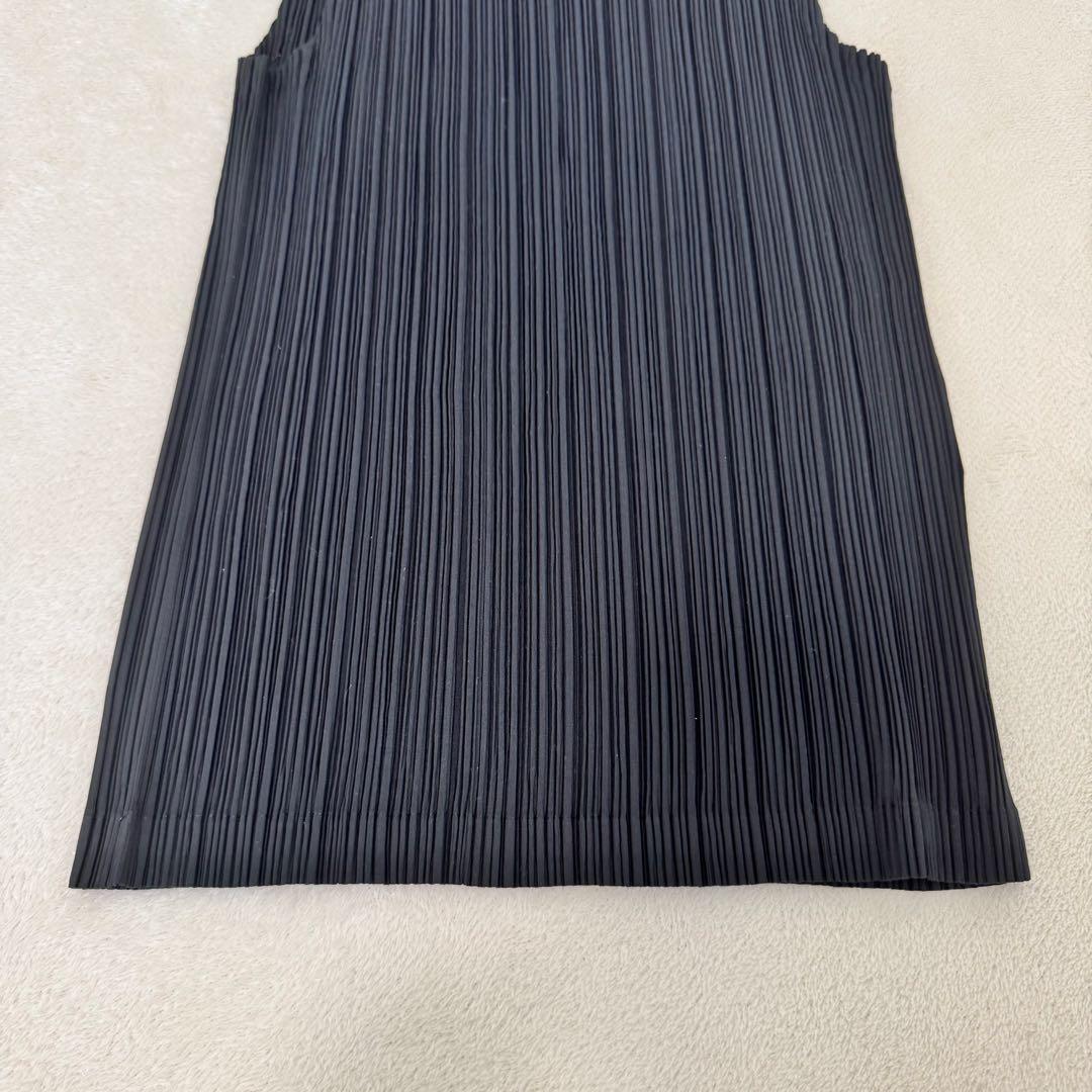 極美品✨ISSEY MIYAKE プリーツ ブラック ノースリーブ サイズ3