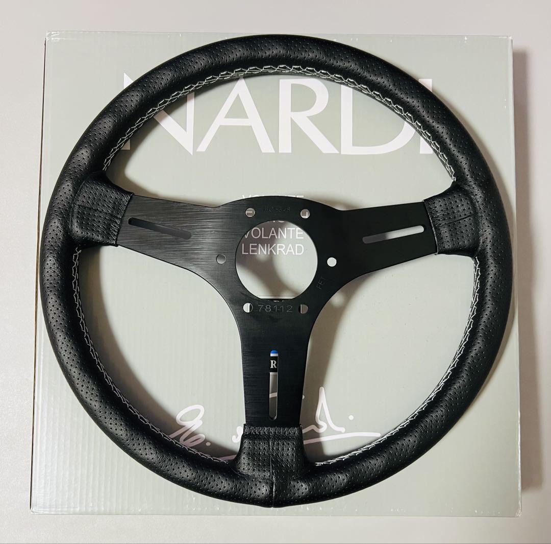 【大幅値下げ】ナルディ（NARDI）クラシック レザーステアリング 13インチ☆ 大幅値下げ】ナルディ（NARDI）クラシック レザーステアリング