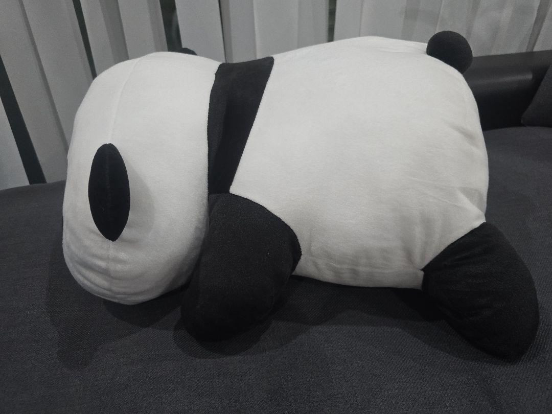 新品タグ付き　たれぱんだ　特大ぬいぐるみ①
