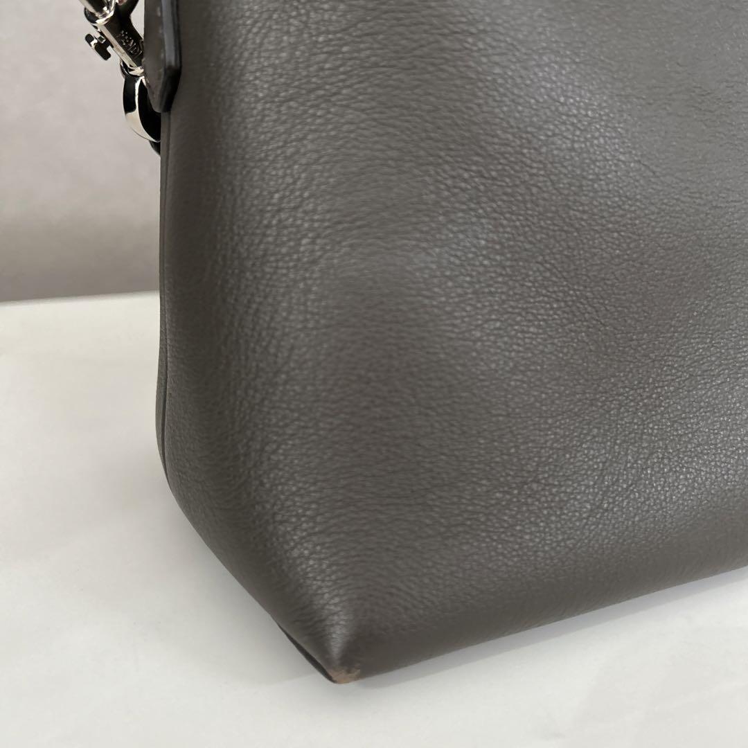 FENDI バイザウェイミディアム