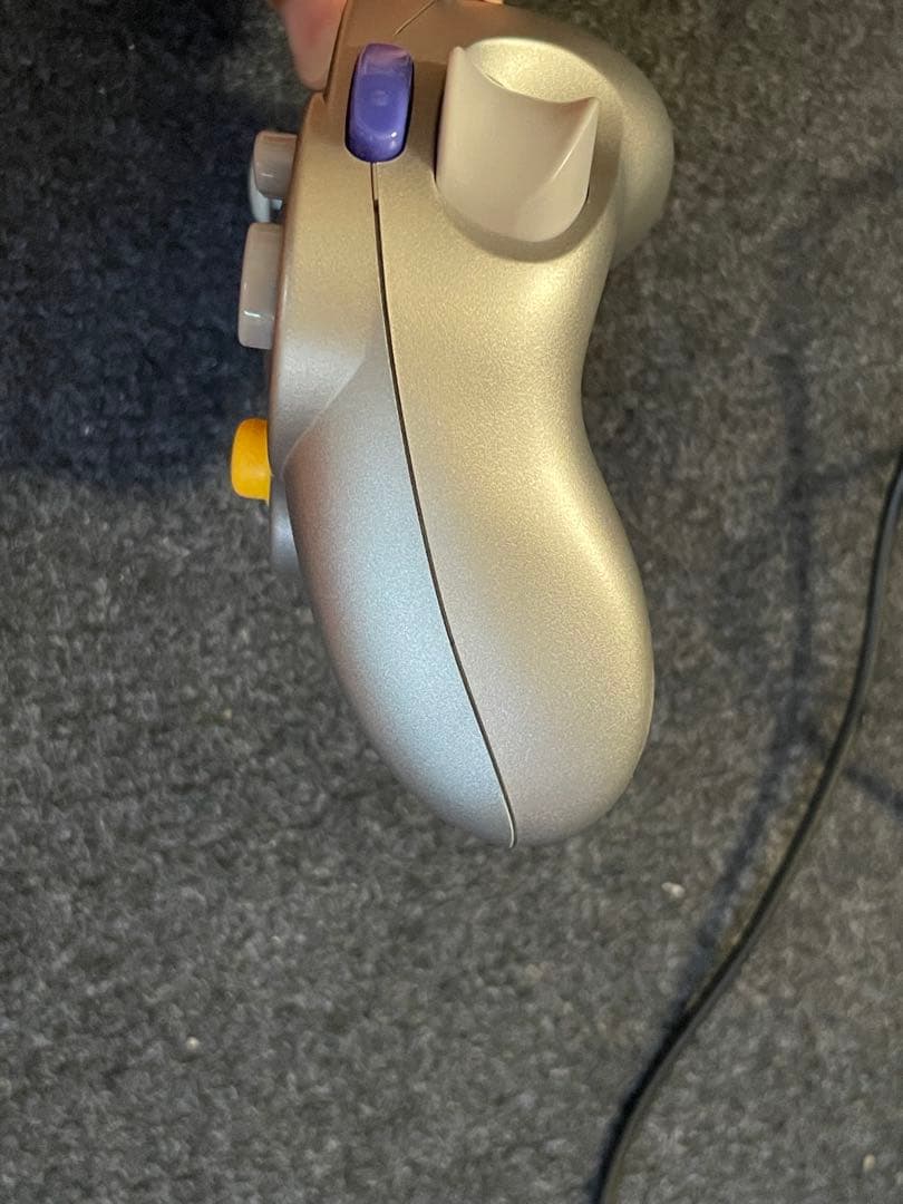 ゲームキューブ　本体 シルバー