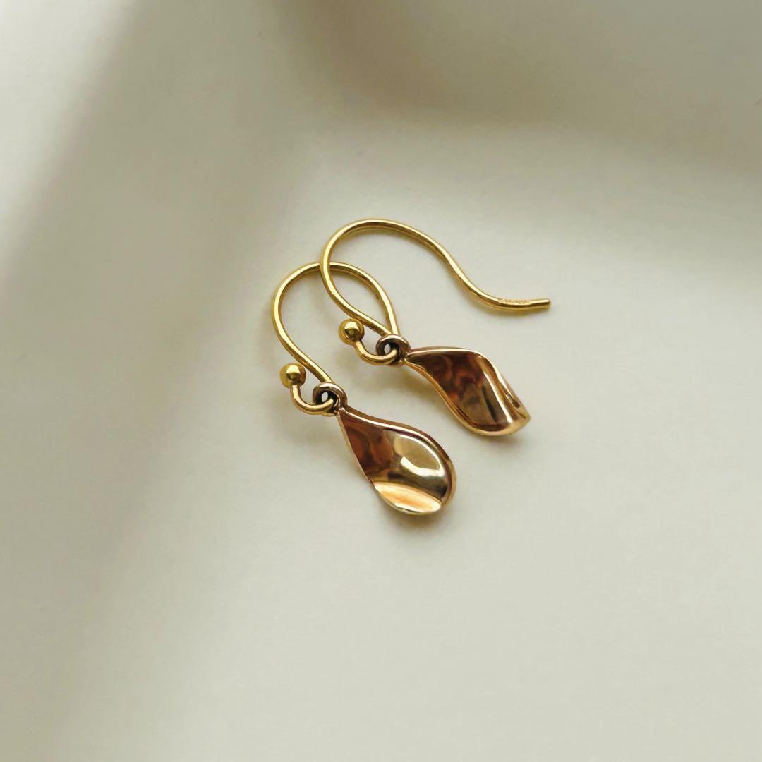 【ete】K10YG フルイド フックピアス ete】K10YG フルイド フックピアスΩ