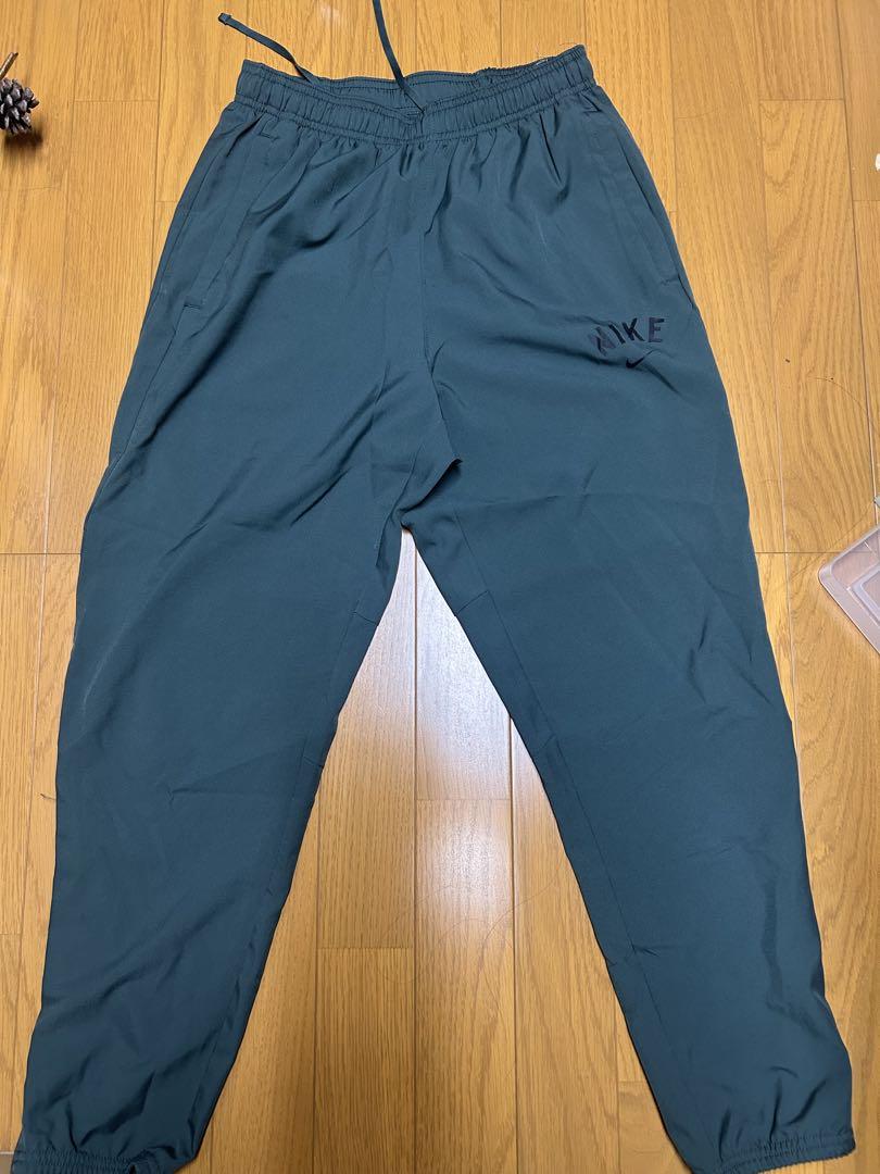 Nike ダークグリーン トレーニングパンツ