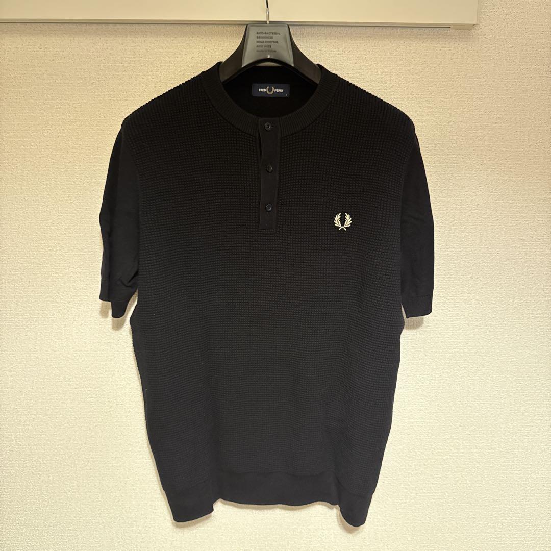 FRED PERRY 黒 ヘンリーネック ポロシャツ
