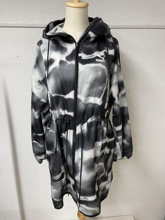 【PUMA】プーマ　ロングジップパーカー　美品