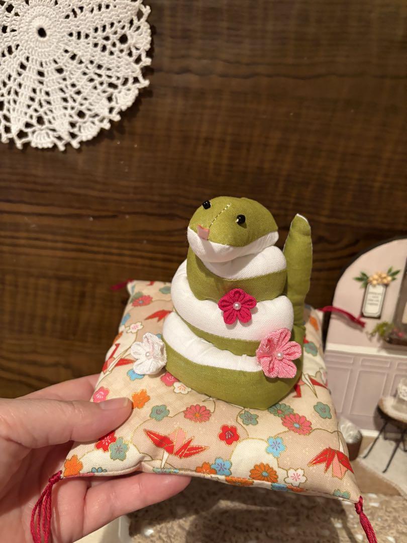 シルちゃん様　確認用　来年の干支　5匹へびさんの置き飾り　ハンドメイド
