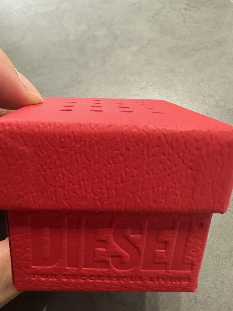 diesel ピアス　金　状態(S)