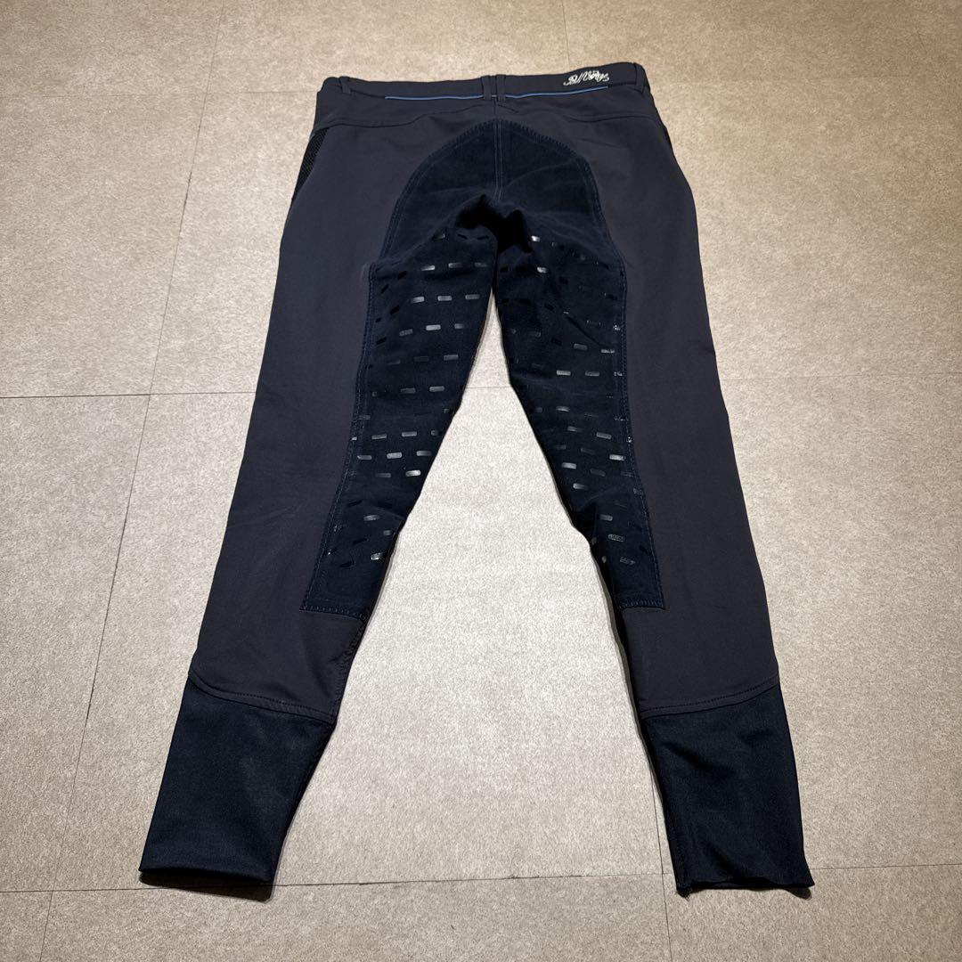 B Vertigo トラックパンツ　キュロット　乗馬　紺　ネイビー B Vertigo トラックパンツ キュロット 乗馬 紺 ネイビー - メルカリ