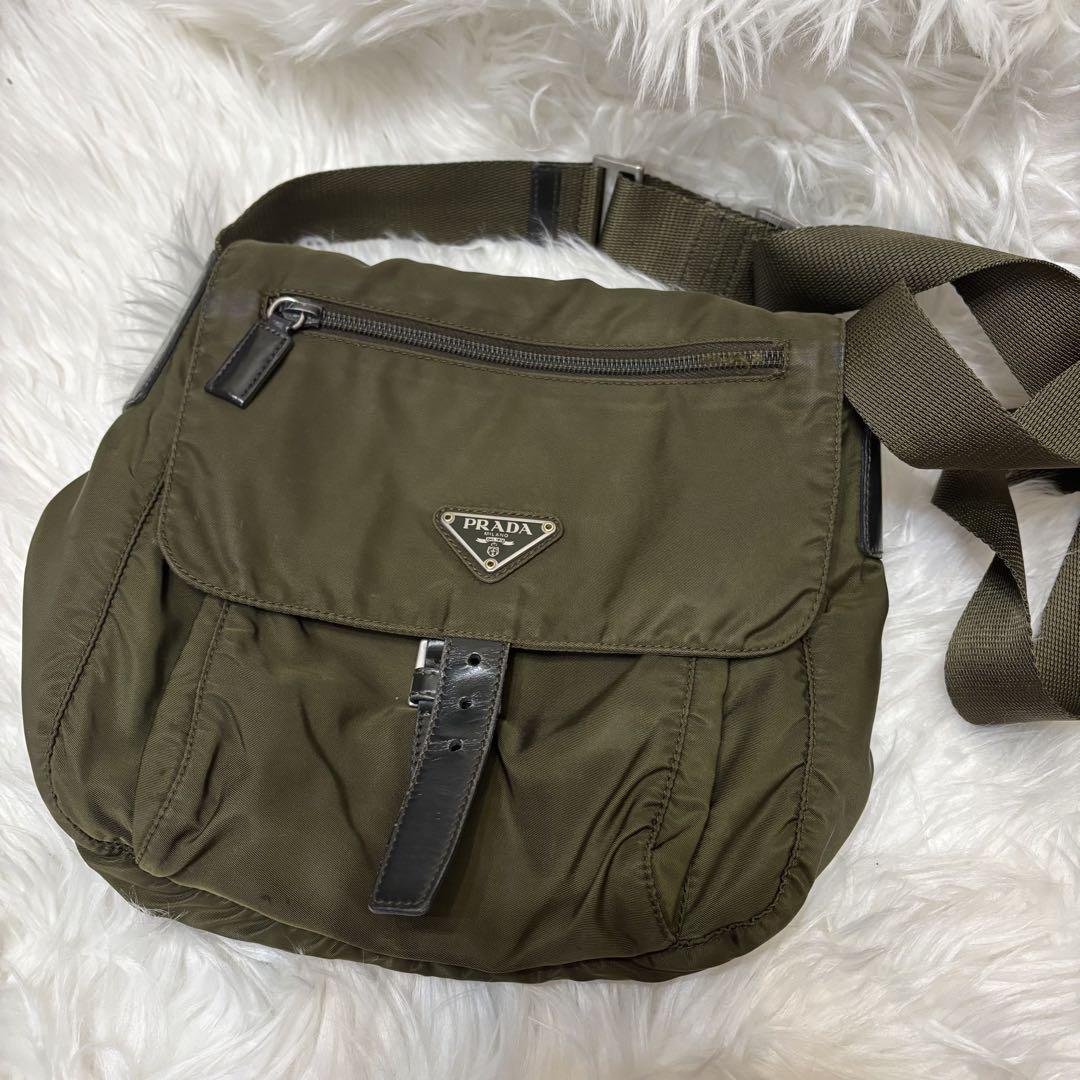 PRADA ショルダーバッグ オリーブグリーン