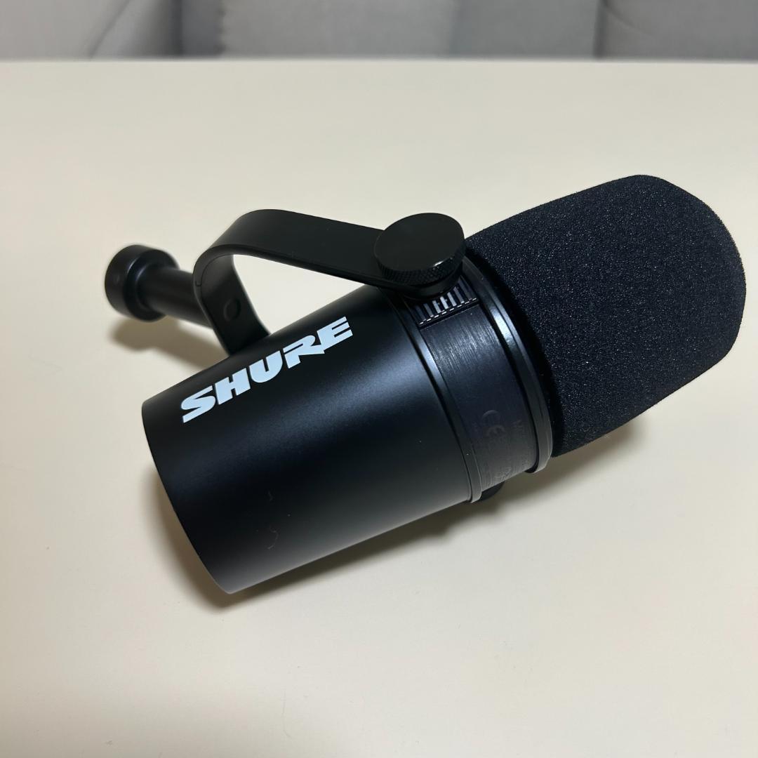 【美品】SHURE ダイナミック マイク MV7X XLRケーブル セット 美品】SHURE ダイナミック マイク MV7X XLRケーブル セット