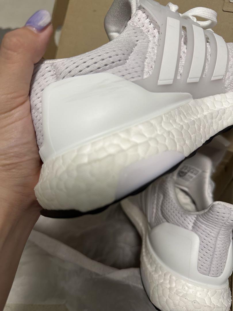 BABYMONSTER♡着用adidas ULTRABOOST 1.0 DNA