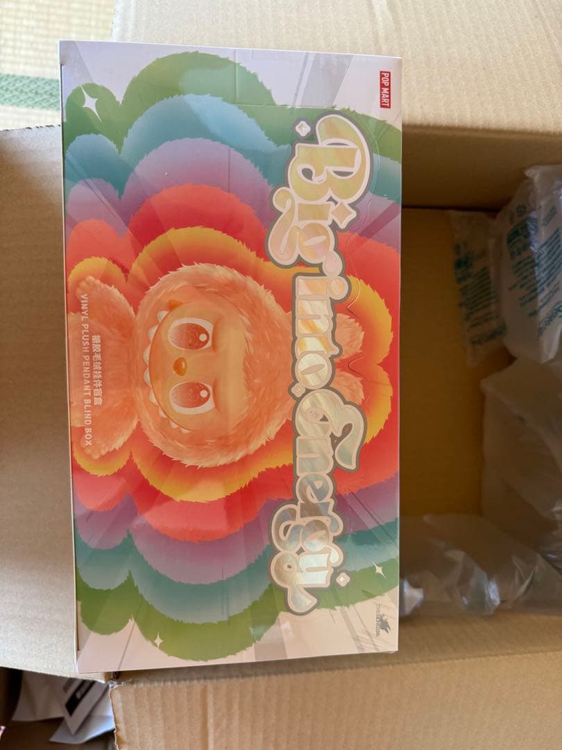 POP MART Big into Energy ぬいぐるみ