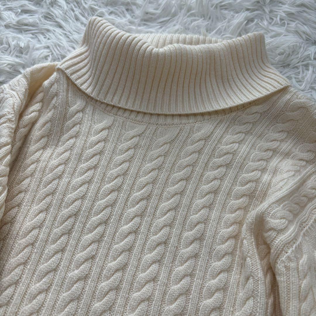 【2XL・現行】マッキントッシュロンドン　タートルネック　ケーブル編み　金　　白 2XL・現行】マッキントッシュロンドン タートルネック ケーブル