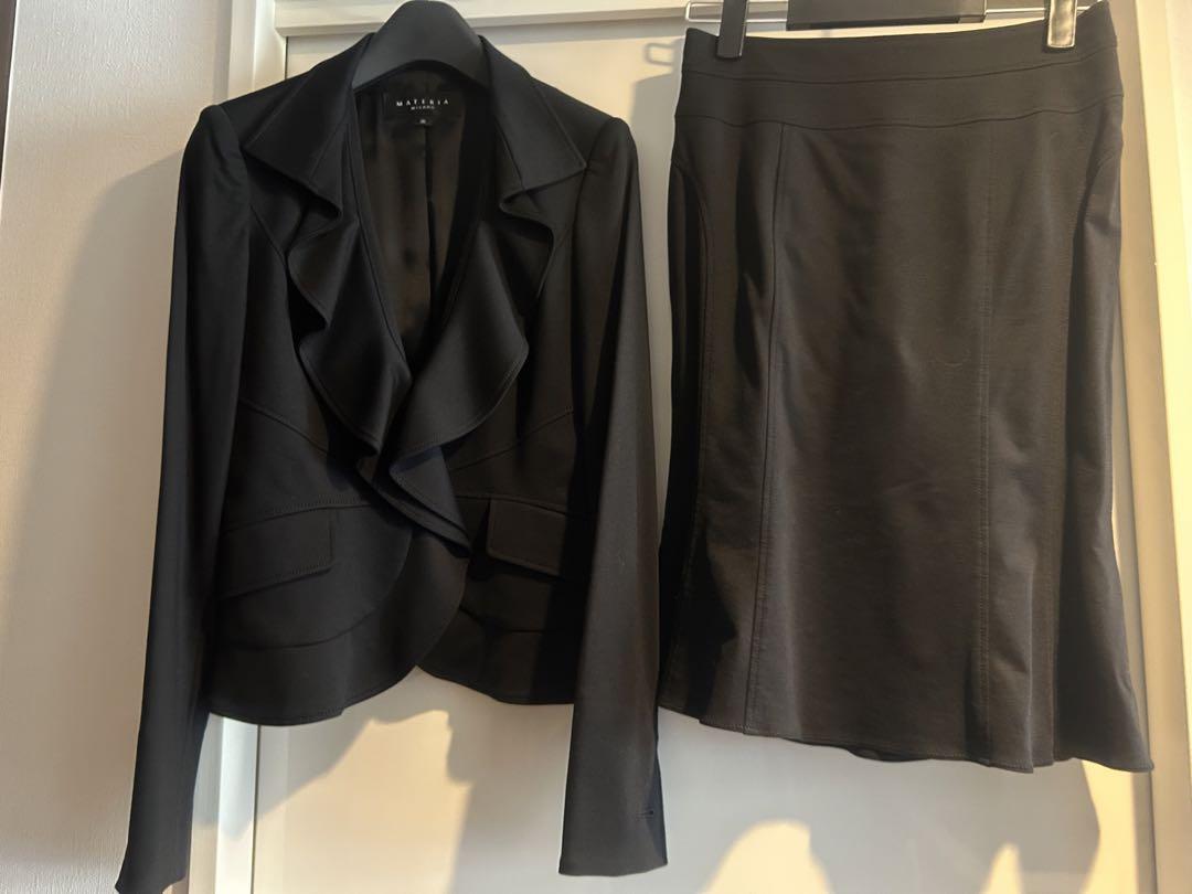 超美品　MATERIA MILANO ブラック セットアップ 入学式