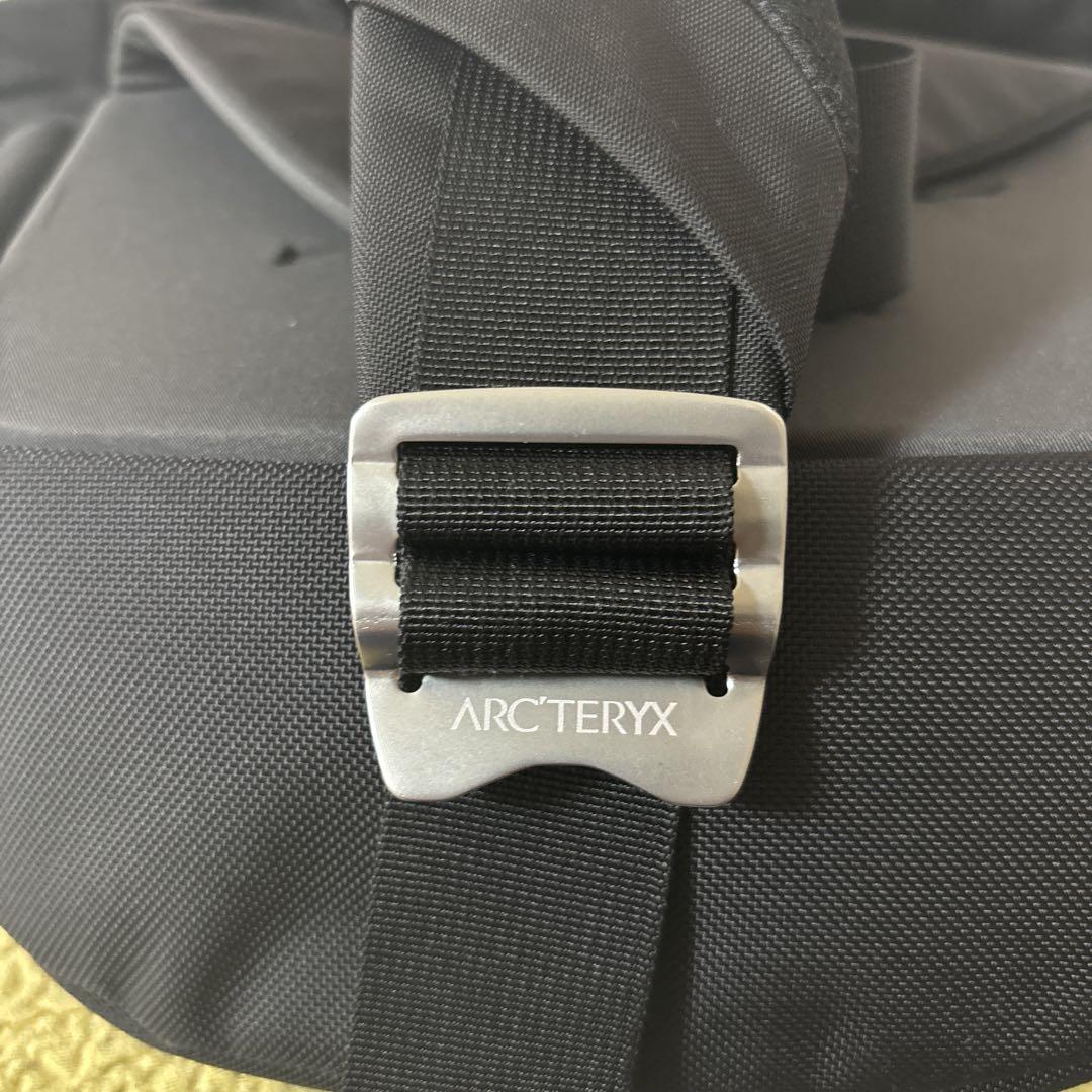 【美品】Arc'teryx アークテリクス MISTRAL16