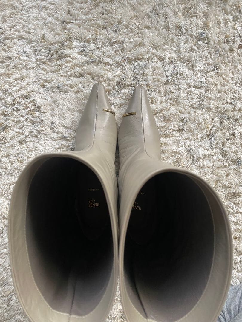 【新品未使用品 】HENRI EN BARGOグレー レザー ポインテッドトゥ 【新品未使用品 】HENRI EN BARGOグレー レザー ポインテッドトゥ