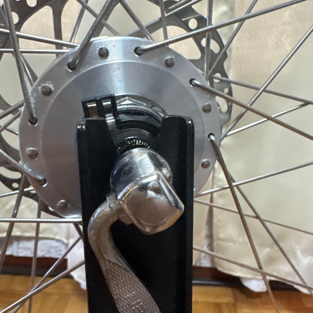 スポーツハブダイナモ 手組みホイールやや傷や汚れあり