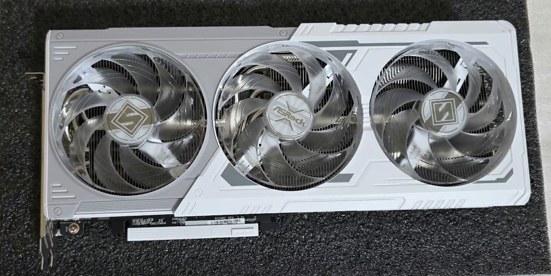 ASRock RX 9070 XT 16GB